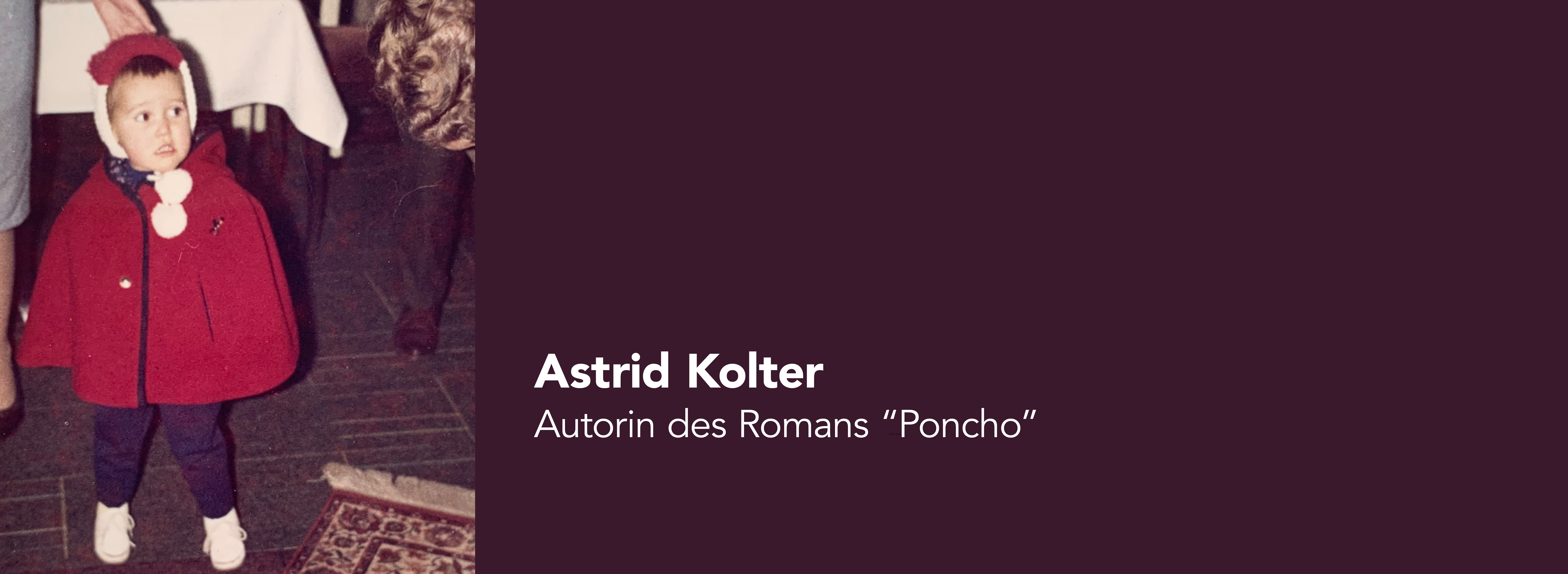 Das Bild zeigt ein kleines Mädchen mit Poncho 