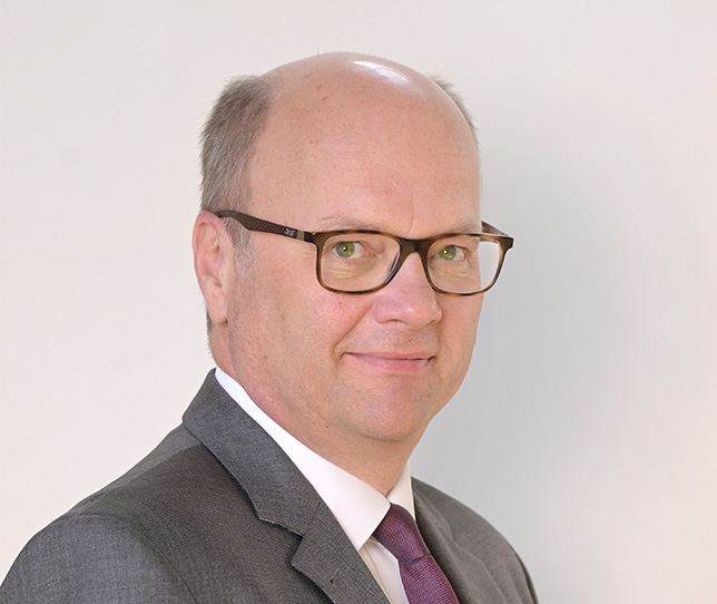 Das Bild zeigt Markus Leßmann, Mitglied der Expertinnen- und Expertenkommission